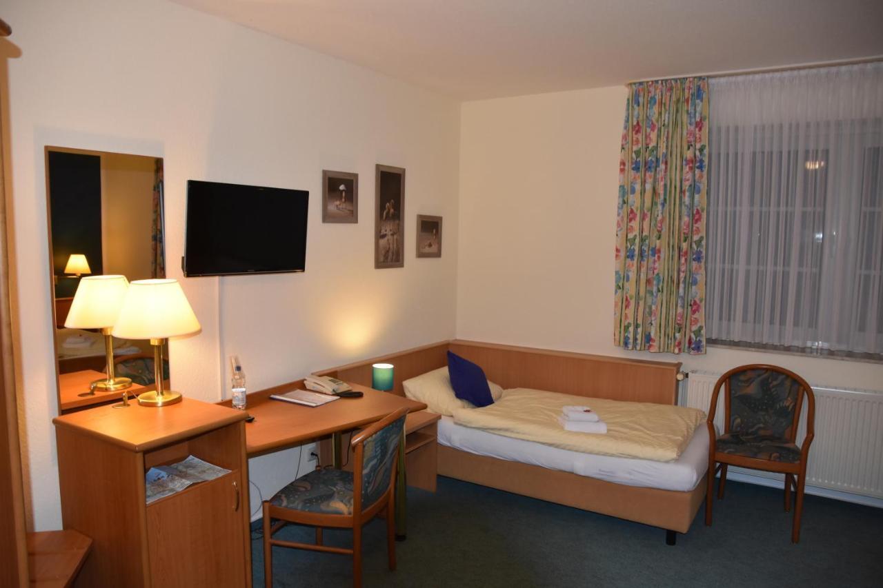 Hotel Zum Gesundbrunnen バート・ツヴィッシェンアーン エクステリア 写真